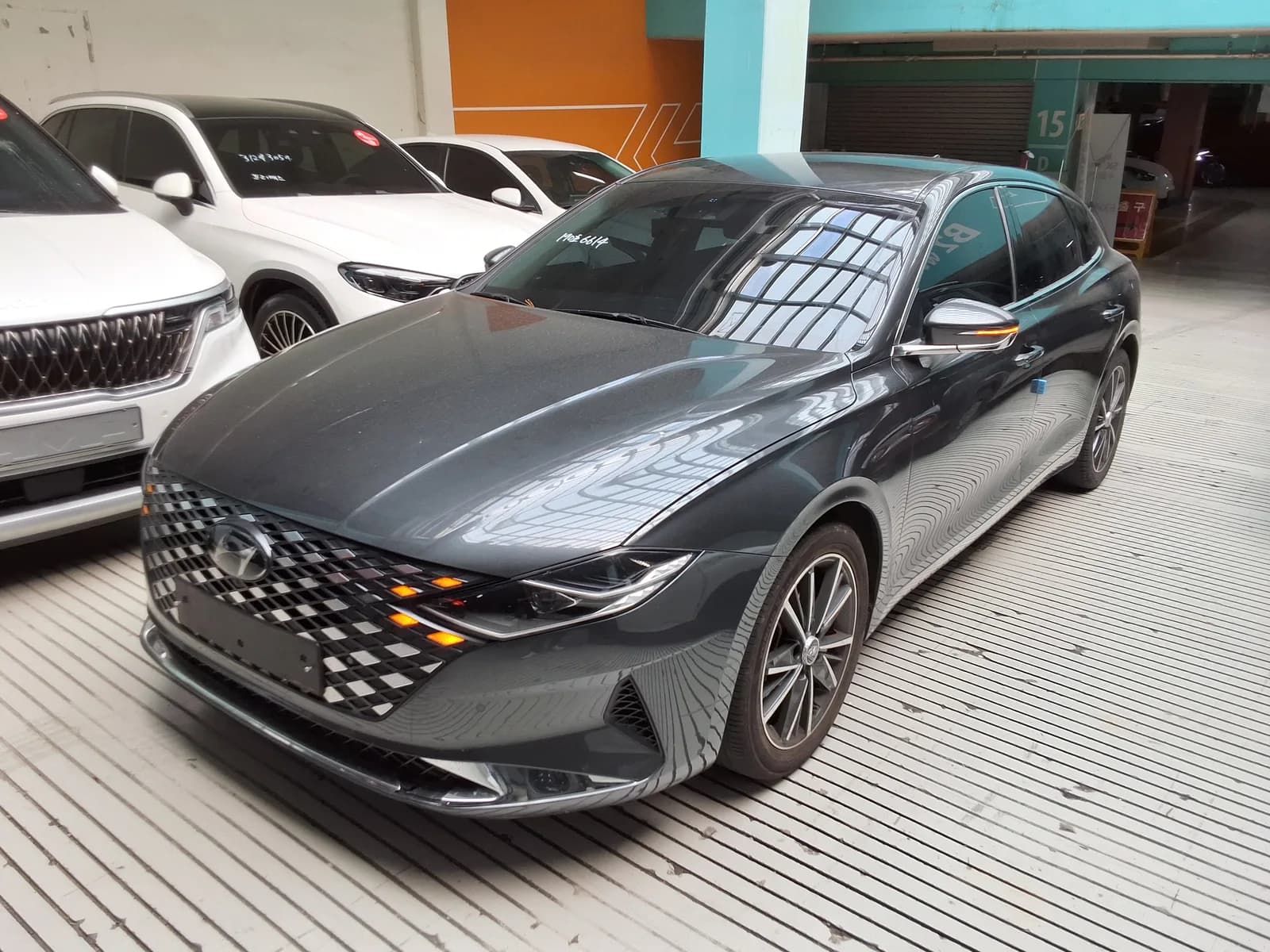 Hyundai Grandeur