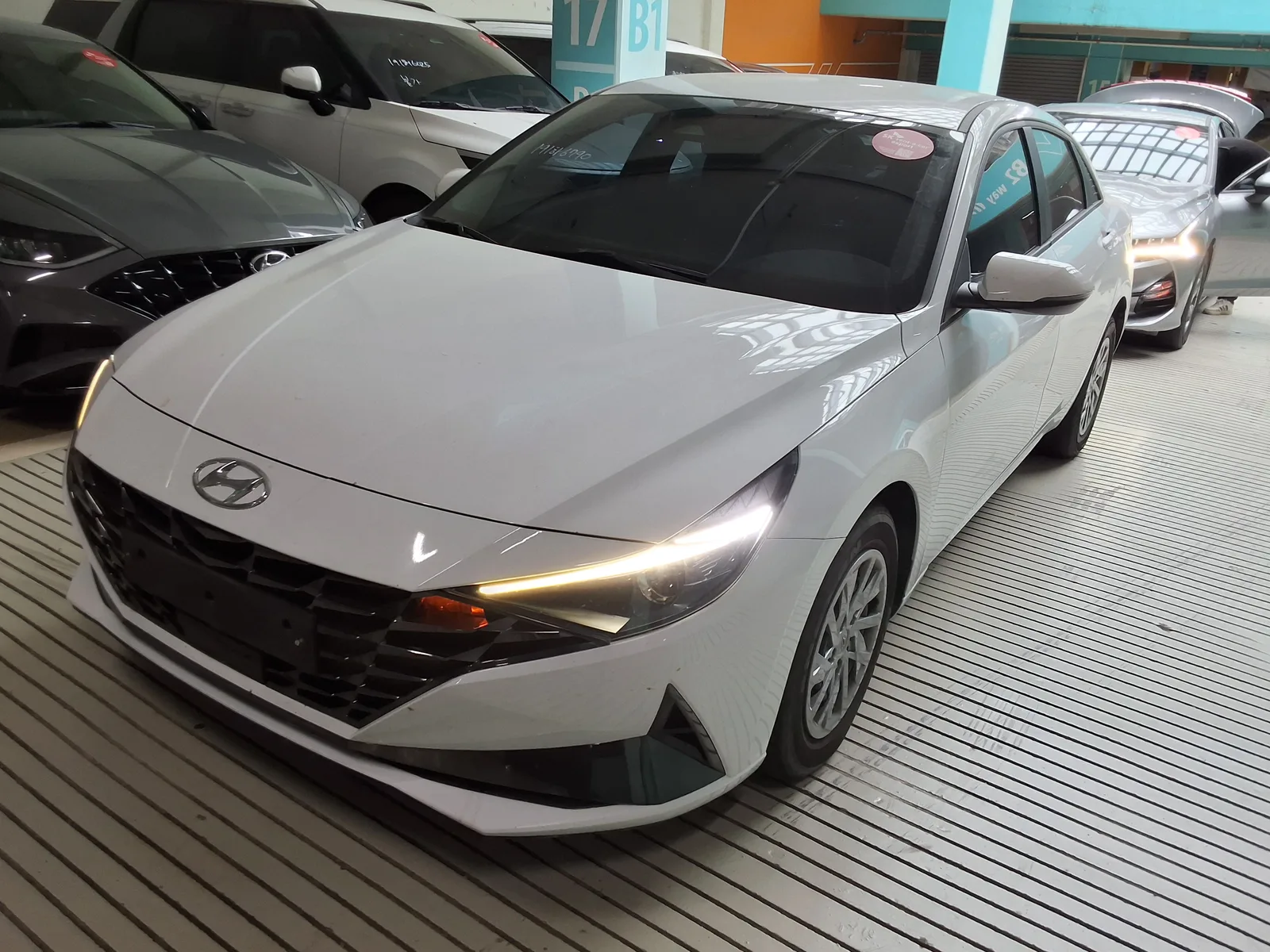 Hyundai Avante (Elantra)