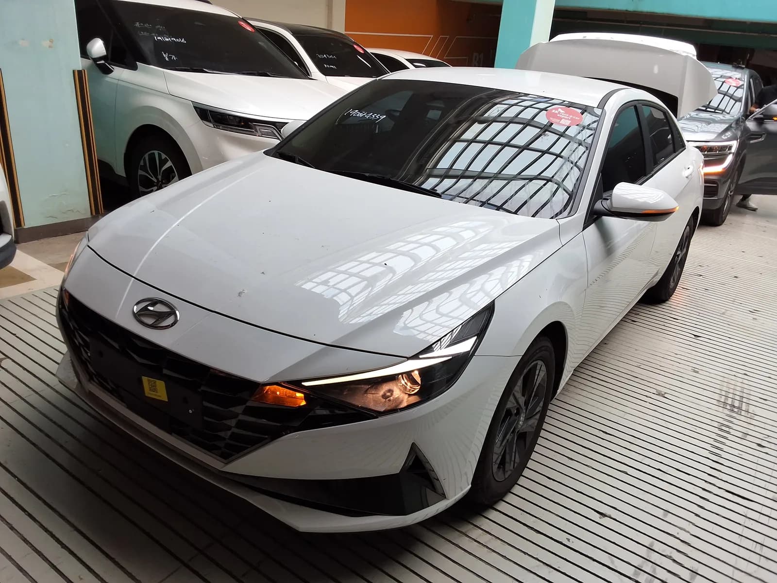 Hyundai Avante (Elantra)