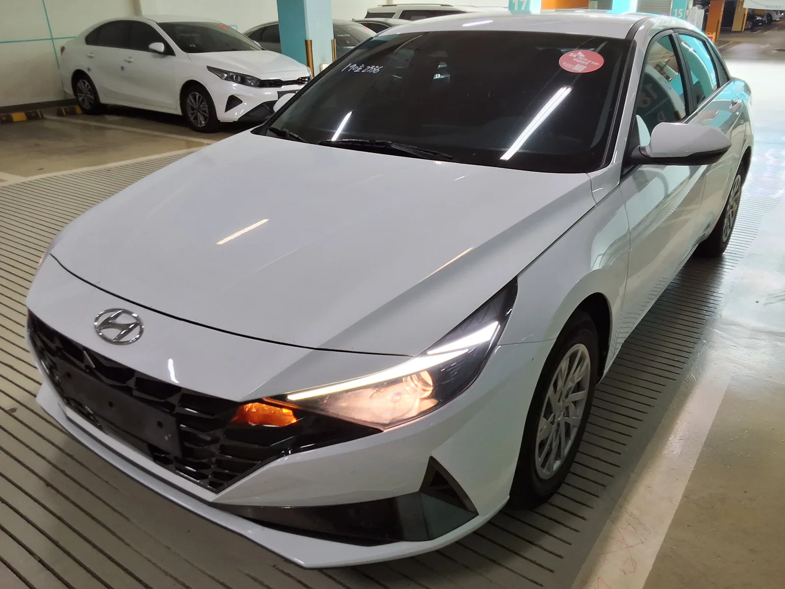 Hyundai Avante (Elantra)